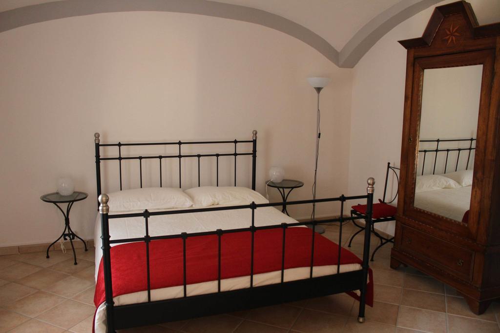B&B Bricco Fiore Briaglia Camera foto