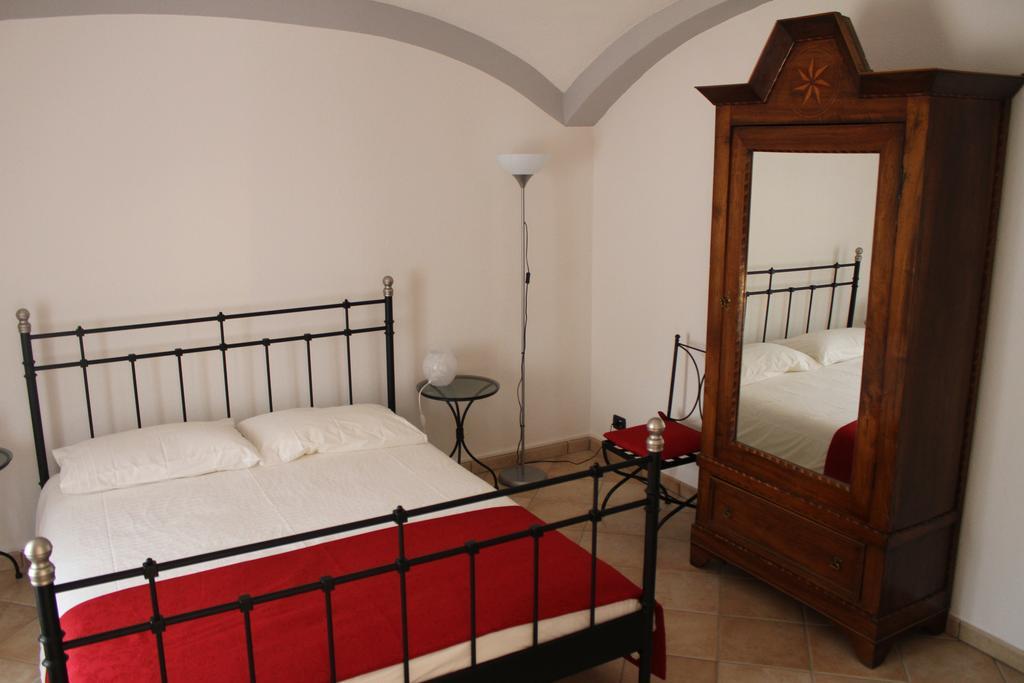 B&B Bricco Fiore Briaglia Camera foto
